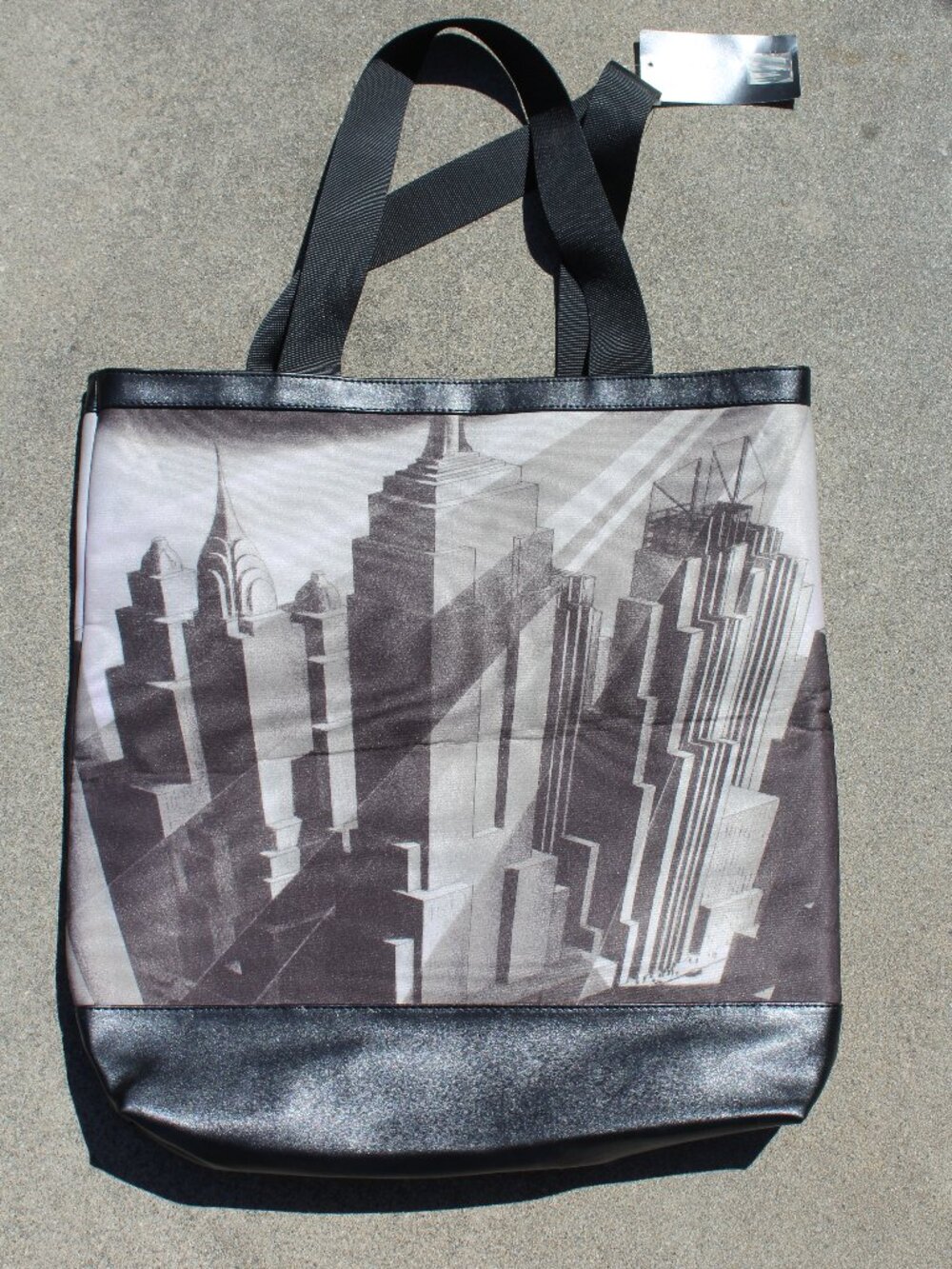 NWT The Metropolitan Museum of Art "Man's Canyons" New York Tote Bag